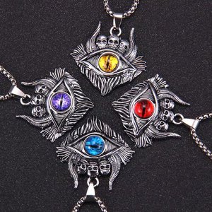 Collana con Ciondolo Teschio Popolare in Europa e America, Ornamenti con Occhio Turco Portafortuna - Product Image 4