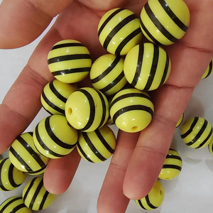 Vendita all'ingrosso nuova collana larga larga gioielli rotondi con stampa di perle acriliche colorate perline di gomma da masticare 20mm utilizzando per penne - Product Image 5