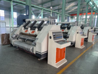 Máquina Automática para Fabricar Cajas de Cartón Corrugado de Una Cara para Embalaje de Plástico y Madera para Botellas de Papel
