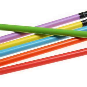 Venta al por mayor de material escolar barato multicolor personalizado de madera HB lápiz con borrador para chico - Product Image 5