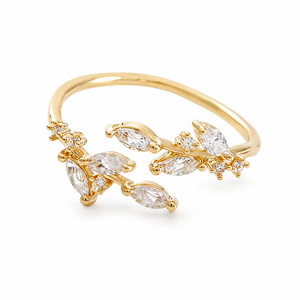 Anello in Oro Rosa con Cristalli e Strass, Design a Pianta, Montatura a Griffe, Gioiello da Donna per Fidanzamento - Product Image 4