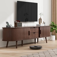 Meuble de rangement en MDF rainuré en noyer, style Mid-Century, finition non peinte, avec prise électrique, système de gestion des câbles et compartiments dissimulés