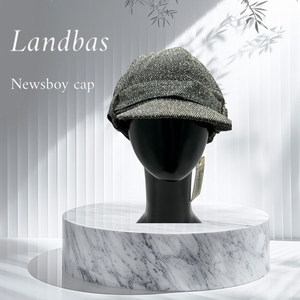 Chapeau en tricot à boutons avec ceinture tissée brodée à la main de haute qualité 56-58 cm pour femmes en hiver - Product Image 3