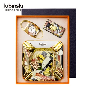 Cenicero de cigarros con diseño de bandera con llama de chorro de <span class=keywords><strong>gas</strong></span>, encendedor de antorchas dobles, juego de regalo 3 en 1 - Product Image 2