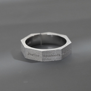 แหวนทองแดงชุบเงินสลักสี่คุณธรรมสำคัญ ดีไซน์เรียบง่ายสำหรับผู้ชาย - Product Image 3