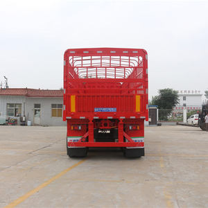 Semirremolque de carga para transporte de ganado, ovejas, pollos, algodón y caña de azúcar con valla y cortina - Product Image 1