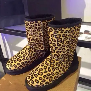 Klassische Schnee Stiefel Leopard Muster Ziemlich Schaffell Frauen Stiefel