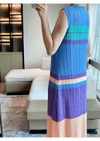 Robe d'été de plage plissée pour femmes, grande taille, couleur contrastée, bretelles sans manches, pliée, décontractée, élastique