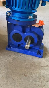 Motor ac dişli ile dökme demir gövde 220 çarklı havalandırıcı ile şanzıman hız düşürücü V 50HZ 4 spline redüktör - Product Image 2