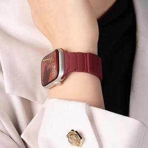 <span class=keywords><strong>Bracelet</strong></span> magnétique en silicone pour <span class=keywords><strong>Apple</strong></span> <span class=keywords><strong>Watch</strong></span> Band <span class=keywords><strong>Ultra</strong></span> 2 49mm 45mm 41mm <span class=keywords><strong>Bracelet</strong></span> pour <span class=keywords><strong>Watch</strong></span> Series 9 8 7 6 SE 5 4 38 42mm 44mm 40mm - Product Image 2