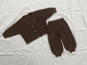 Ensemble de 3 pièces de chandails en tricot d'hiver personnalisés assortis pour maman et moi avec bonnet pour <span class=keywords><strong>la</strong></span> famille - Product Image 4