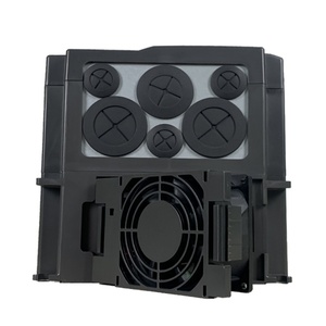 Variateur de fréquence Delta C2000 triphasé 460V 2,2kW/3HP 6A pour applications à fréquence variable - Product Image 2