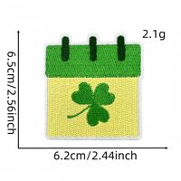 Nouveau chaud vert clair fer sur brodé St Patrick Day arc-en-ciel chapeau coeur trèfle à quatre feuilles Patch pour T-shirt Hoodies
