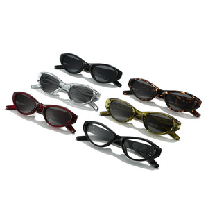 Lunettes de soleil œil-de-chat Y2K rétro tendance 2026 avec logo personnalisé, protection UV400, petite monture, pour hommes et femmes - Product Image 6