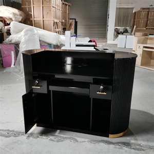Comptoir de caisse moderne et simple pour entreprise, idéal pour la réception, les salons de beauté, les magasins de vêtements, les restaurants et les bars, avec espace pour caisse enregistreuse en coin. - Product Image 4