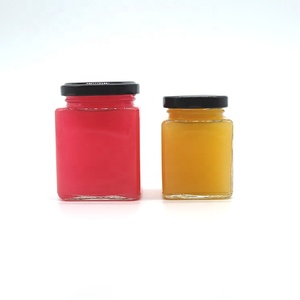 Bouteille en verre carrée pour vente en gros, idéale pour les cornichons au miel et au piment, ou comme pot vide scellé avec couvercle, résistant aux hautes températures, pour la sauce au bœuf à quatre nervures. - Product Image 4