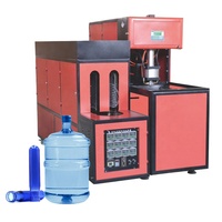 Machine de soufflage de bouteilles d'eau minérale en plastique semi-automatique de 5 gallons (20 L)