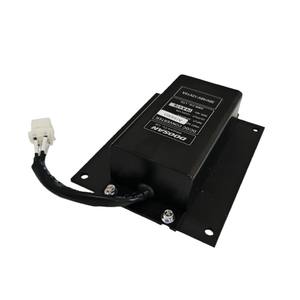 Convertidor CC-CC Doosan A154383 de 36V/48V a 12V 15A para Montacargas Eléctrico BR20S-2, BR25S-2 - Product Image 3