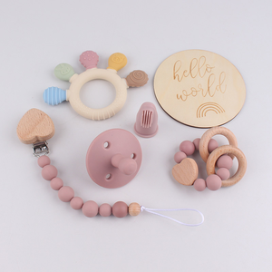Coffret Cadeau de 6 Anneaux de Dentition en Silicone pour Nouveau-né, avec Chaîne Anti-chute Cœur et Anneau, Brosse à Dents, <span class=keywords><strong>Sucette</strong></span> et Plaque en Bois - Product Image 1