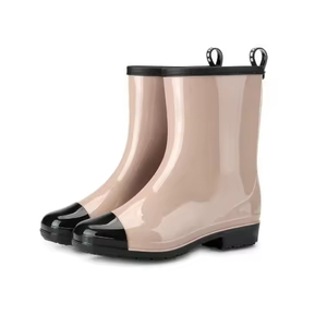 <span class=keywords><strong>Botas</strong></span> <span class=keywords><strong>de</strong></span> Lluvia <span class=keywords><strong>de</strong></span> PVC para Mujer YL-2076, al por Mayor, Ligeras, Antideslizantes, a la Moda, Impermeables, hasta Media Pantorrilla - Product Image 1