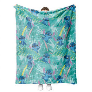 Precio competitivo impresión personalizada lindos dibujos animados <span class=keywords><strong>Lilo</strong></span> <span class=keywords><strong>y</strong></span> <span class=keywords><strong>Stitch</strong></span> peso medio acogedor tiro <span class=keywords><strong>de</strong></span> felpa con <span class=keywords><strong>manta</strong></span> polar - Product Image 1