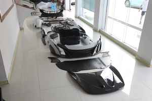 Kits de fibra de carbono seca de alta calidad 675LT para McLaren 650S estilo de diseño deportivo que incluye parachoques labio falda lateral ala capó - Product Image 5