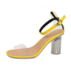 Toptan moda ayak bileği kayışı şeffaf kristal topuk burnu açık kadın topuk sandalet ayakkabı