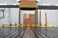Máquina de Grabado CNC de 3 Ejes de Alta Precisión 2030 con Cambio Automático de Herramienta, Procesamiento Eficiente de Paneles, Router CNC con Motor y Engranajes, Succión al Vacío