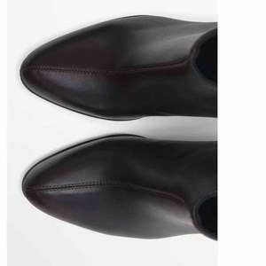 <span class=keywords><strong>Scarpe</strong></span> da <span class=keywords><strong>donna</strong></span> alla caviglia e <span class=keywords><strong>stivaletti</strong></span> 2025 inverno nuove <span class=keywords><strong>scarpe</strong></span> marroni a punta semplici in pelle con tacco alto - Product Image 2