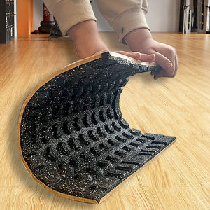 Dalles de sol emboîtables en mousse caoutchoutée aspect bois pour salle de sport, insonorisées, antidérapantes, durables, non toxiques, pour sports en intérieur - Product Image 4
