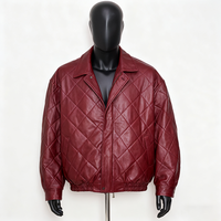 Veste universitaire universitaire universitaire personnalisée OEM en cuir PU rouge Streetwear broderie en chenille fermeture éclair imperméable peau de vache Style Letterman