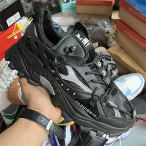 NOUVEAU Vente en gros de chaussures d'occasion unisexes en provenance du Fujian, Chine, chaussures vintage de haute qualité - Product Image 6