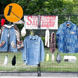 ตะขอแขวนแบบยืดหยุ่นสำหรับติดตั้งบนแผ่นเพ็กบอร์ด ขนาด 2 นิ้ว/4 นิ้ว/6 นิ้ว จำนวน 60 ชิ้น สีดำ ผลิตในเวียดนาม รับผลิตแบบ OEM/ODM ตะขอและรางแบบอุตสาหกรรม จำนวน 60 ตะขอ - Product Image 1