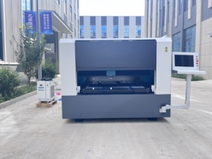 2kw 3kw 6kw Enclosed Mini Fiber <strong>Laser</strong> <strong>Cutter</strong> - CE Certified European Standard <strong>for</strong> Factory Metal Cutting - Product Image 3