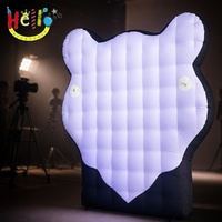 Panneau publicitaire gonflable personnalisé de haute qualité, panneau publicitaire gonflable en forme de tête de lion avec éclairage LED