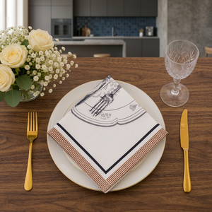 Serviette en coton de qualité supérieure avec imprimé vintage de couverts et bordure décorative |   Serviette de table en coton imprimé pour la table à manger - Product Image 1