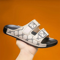 Pabrik langsung grosir sandal untuk pria ringan pria pantai sandal kasual sandal untuk pria Fashion