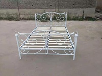 Lit double en acier antique européen, cadre en métal, taille king ou queen
