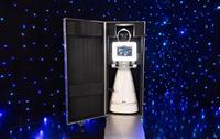 Robot Photobooth Automatique 360° pour Événements de Noël avec Impression Photo et Vidéo, et Flight Case