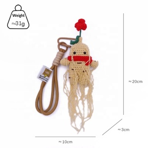 Serie Bestseller: Nuevos Colgantes de Muñecas de Ginseng Hechos a Mano y Mini Adornos de Ginseng Tejidos a Mano - Product Image 5