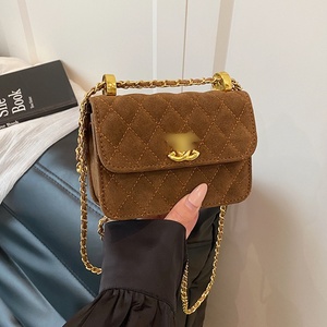 Borsa Mini Quadrata <span class=keywords><strong>di</strong></span> <span class=keywords><strong>Lusso</strong></span> con Chiusura Magnetica a Catena Romboidale e Design a Sfera Dorata, Versatile per l'Uso Quotidiano, <span class=keywords><strong>di</strong></span> Alto Valore - Product Image 1