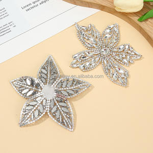 新しいアイアンオンリーフ3Dフラワーラインストーンホットアイアンフィックス透明アップリケクリスタル熱伝達パッチドレスの装飾 - Product Image 4