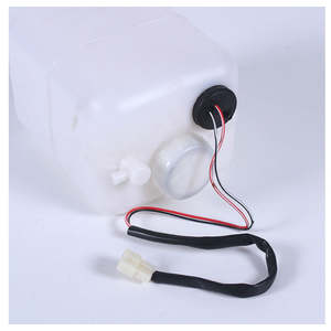 Serbatoio dell'acqua di espansione adatto per escavatore HYUNDAI R200 R210 R220-5 R215-7/240/300 - Product Image 1