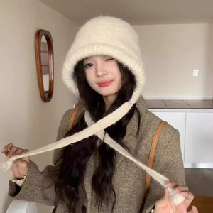 Chapeau d'automne et d'hiver pour femmes, style coréen, chapeau en peluche mignon avec petite corne, bonnet en tricot - Product Image 4