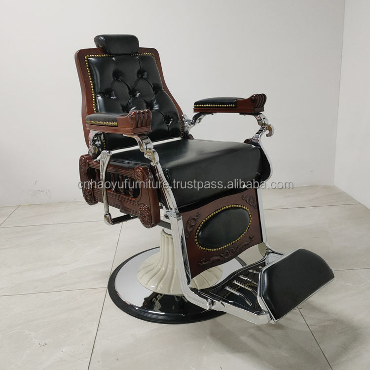 สีดำและสีน้ำตาลเข้ม