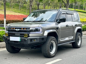 Fangchengbao Denza BAO5 2025 SUV Híbrido Enchufable Usado, Max SmartDrive Todoterreno, 125 km de Autonomía Eléctrica, Potente PHEV, Bajo Kilometraje - Product Image 1