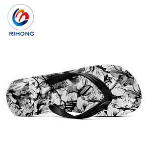 2025 Guangzhou haute qualité Original string Nature caoutchouc personnalisé Oem logo nom luxe hommes tongs - Product Image 4