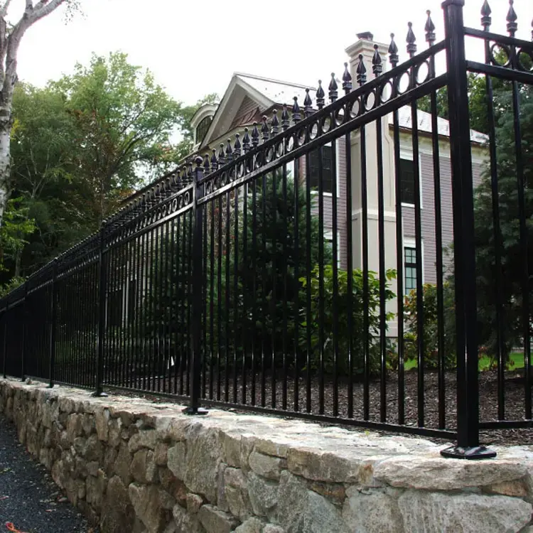 Toptan Modern Metal çit galvanizli Picket ferforje çit panelleri çelik çit
