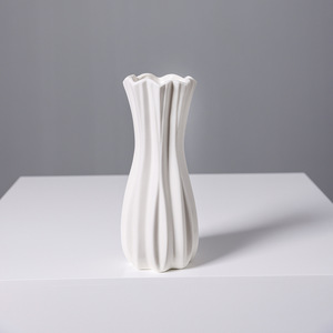 French Cream Style Light Luxury Ceramic Vase With Soft Matte Finish for Living Room <b>Table</b> Dried Fresh Flower Display - Product Image 4