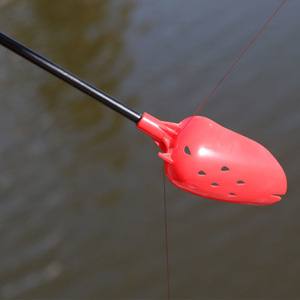 Cuillère à appât de pêche en plastique rouge, accessoire de lancer pour ligne de pêche en eau douce, accessoires de leurres pour poissons - Product Image 1